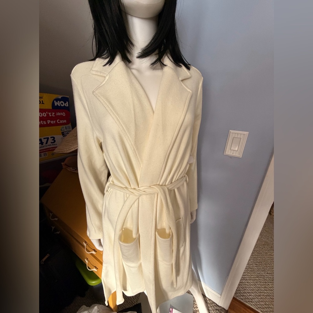 Elegant Cream Women's Coatigan
